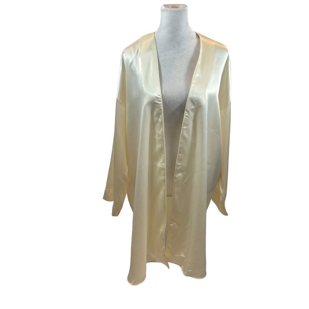 Ladies Calvin‎ Klein Ivory open Front Long Sleeve Robe Size Medium